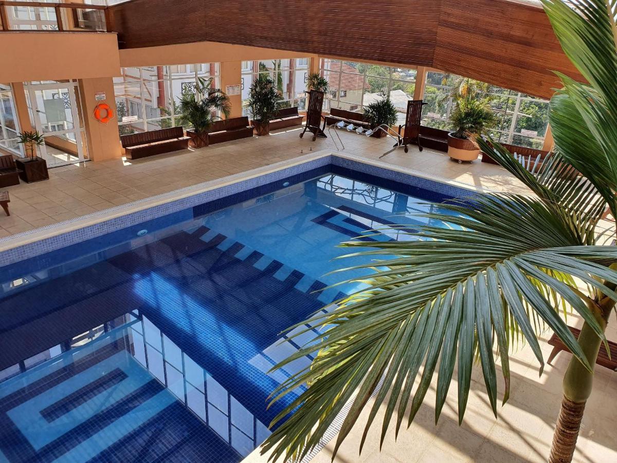 Apto No Centro De Gramado Com Piscina Termica Eksteriør bilde